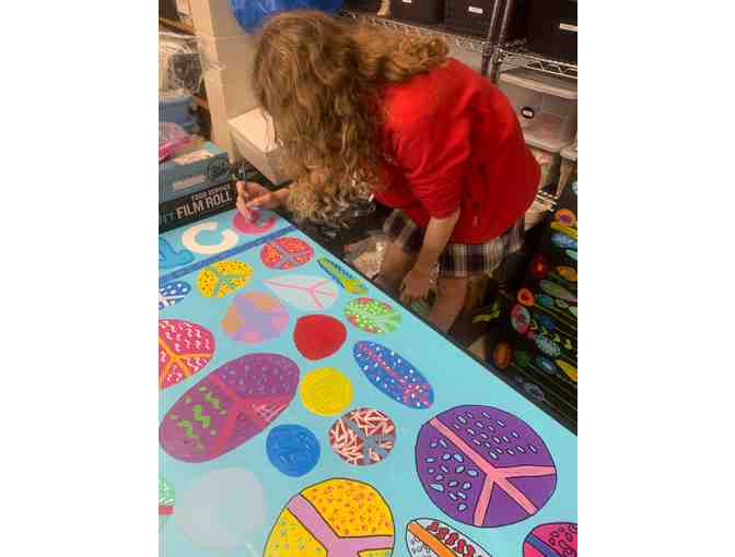 CHILDREN'S CLASS ART PROJECT - 8th Grade