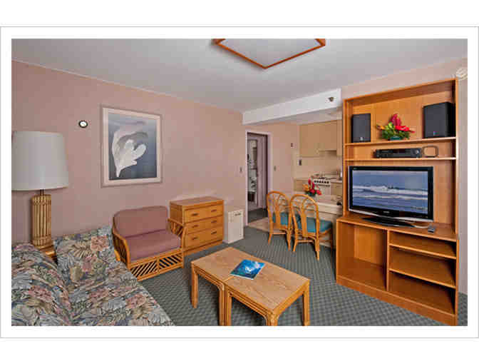 2 Nights, Deluxe One Bedroom Suite - 'Ilima Hotel