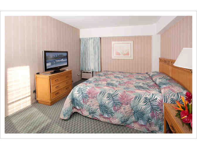 2 Nights, Deluxe One Bedroom Suite - 'Ilima Hotel