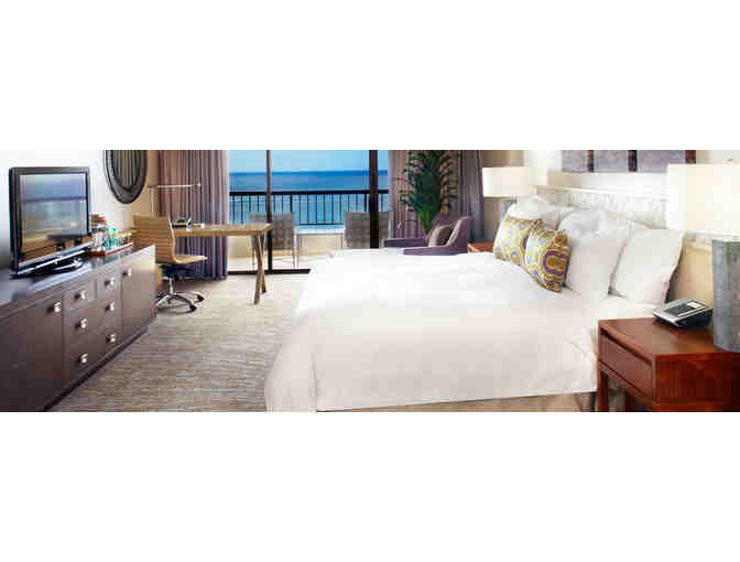 3 Nights Stay, Rainbow Tower Ocean View Room - Hilton Hawaiian Village