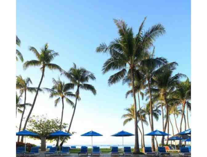 3 Nights, Ocean Front Lanai Room with Daily Breakfast for 2 - The Kahala Hotel & Resort