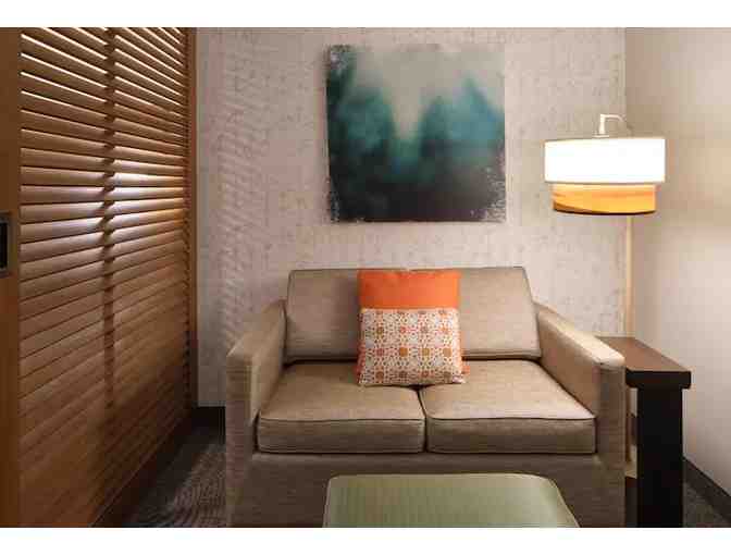 2 Night, 1 Room Studio Suite - Embassy Suites by Hilton Oahu Kapolei