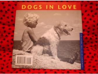 'Dogs in Love'