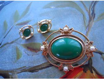 Green Oval Broach & Pierced Earring Set