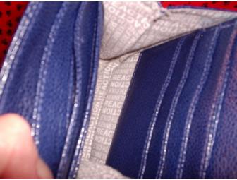 'Bichon' Kenneh Cole organizer