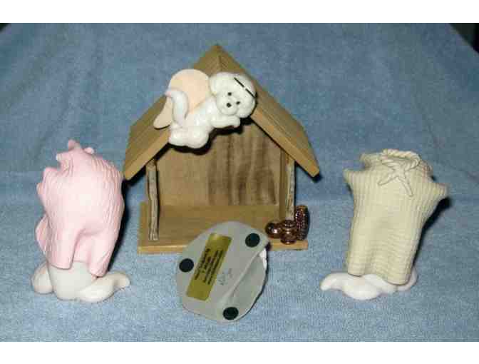 BICHON NATIVITY SCENE