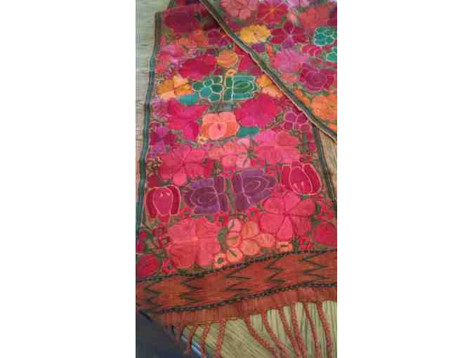 Gorgeous Table Runner