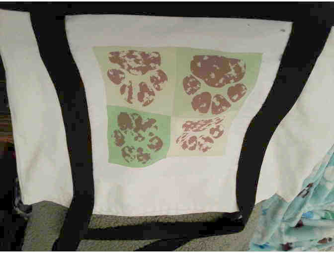 Paw print tote bag