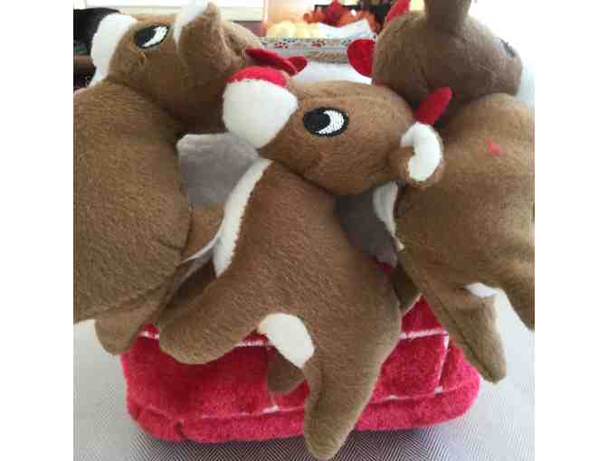 Dog holiday chimney/3 reindeer puzzle/toy