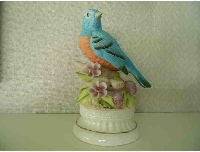 Porcelain Bluebird Figurine Musicbox