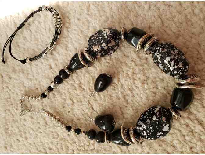 Necklace, earrings, bracele set