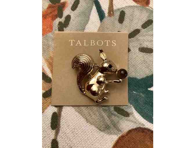 Talbots Squirrel Pin in gold tone