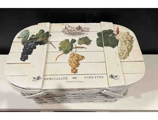 Vintage Wine Picnic Basket