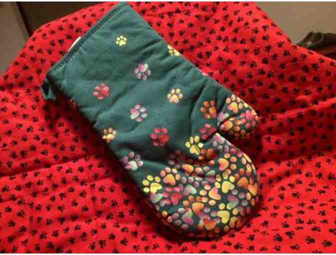 Colorful Dog Paws Kitchen Oven Mitt
