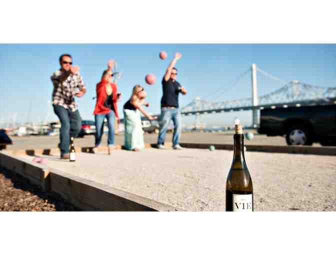 Vie Winery: Tasting for 8 with 2 hours bocce