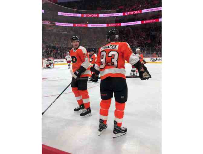On the Glass Flyers Tickets: Right Next to the Flyers Bench!