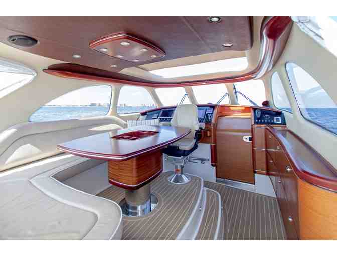 Luxury Yacht Cruise on a Zeelander 44'