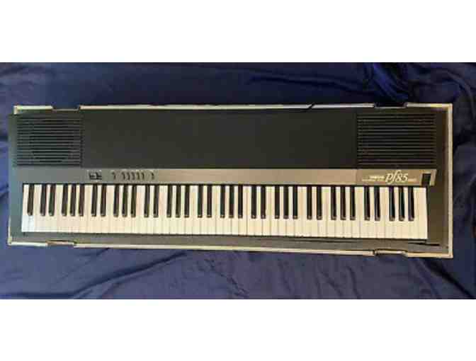 Vintage Yamaha PF-85 Electronic Piano With Sustain Pedal and Sheet-Music Stand - Photo 1