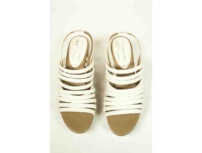 Donald J Pliner Women's Size: 9