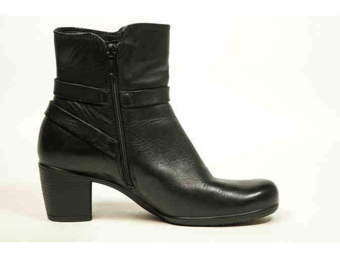 Ecco Women's Size: 36