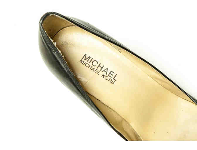 Michael Michael Kors Women's Size: 7M