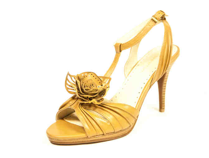 Adrienne Vittadini / Women's Size: 8.5