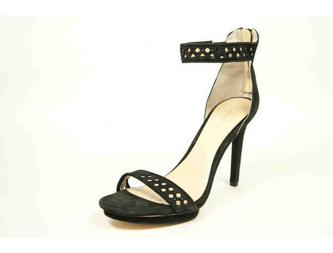 Calvin Klein Women's Size: 8