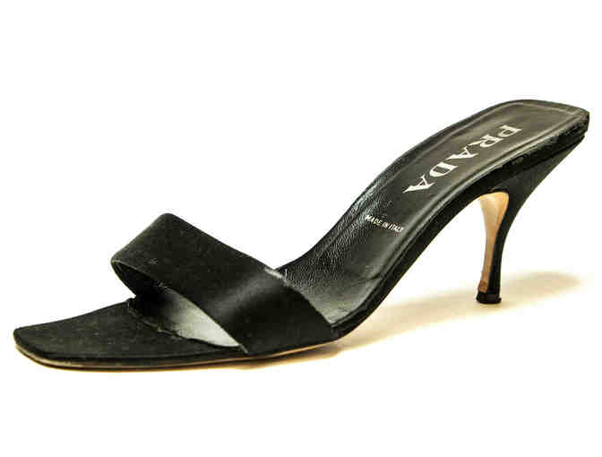 Prada Women's Size: 39