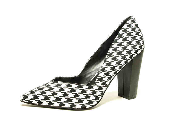 Women's Size: 8.5 / Charles by Charles David