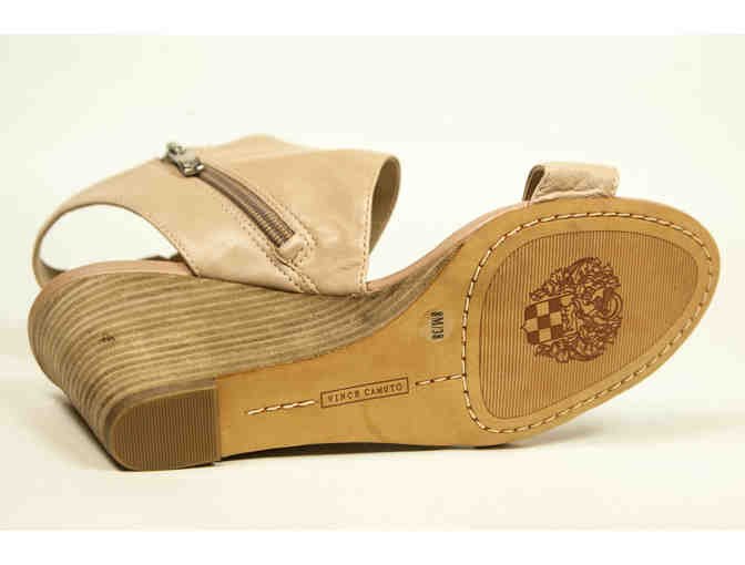 Women's Size: 8 / Vince Camuto