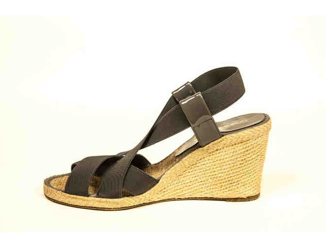 Women's Size: 10 / Andre Assous