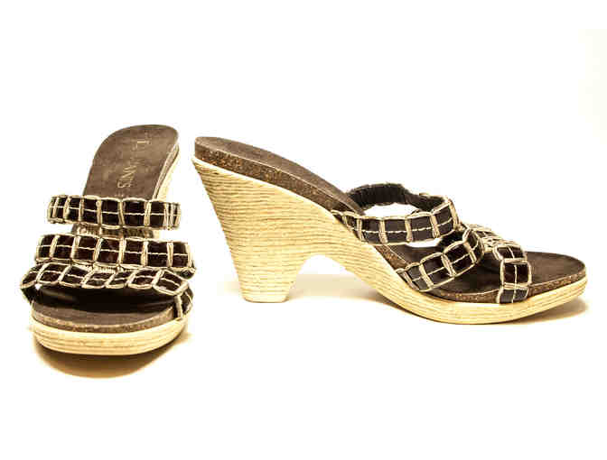 Women's Size: 9 / Damiani's