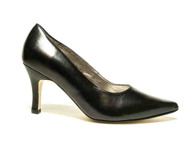 Women's Size: 7.5 W / Ross Hommerson