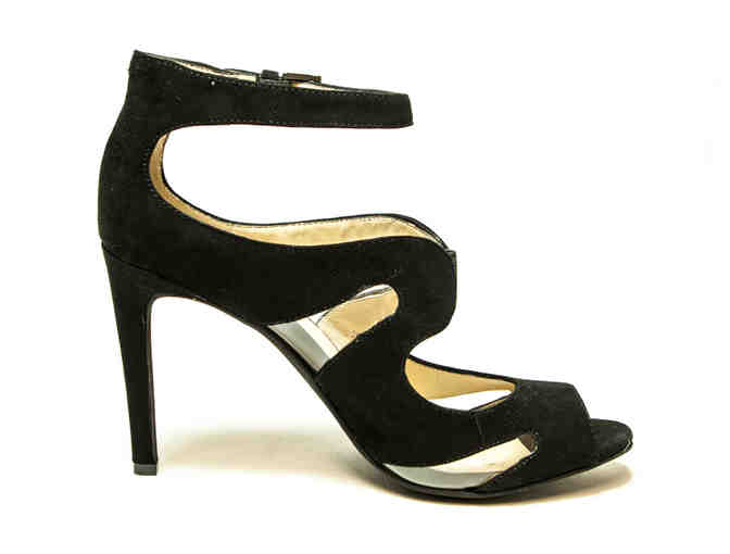 Women's Size: 6.5 / BCBG Paris