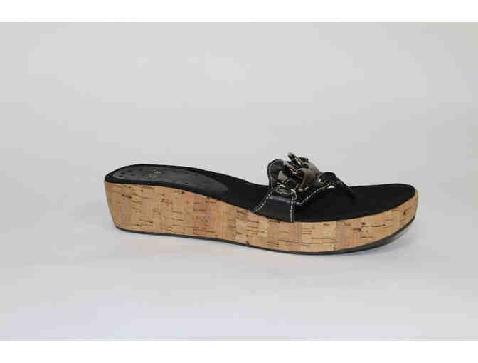 Women's Size: 9 / Nicole