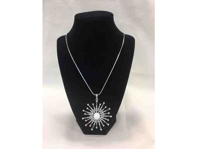 Silver starburst necklace
