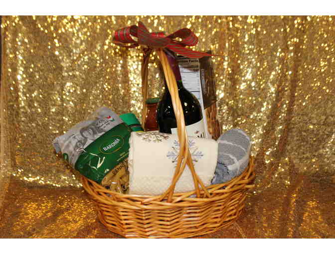Italian Gift Basket With Dish Towels