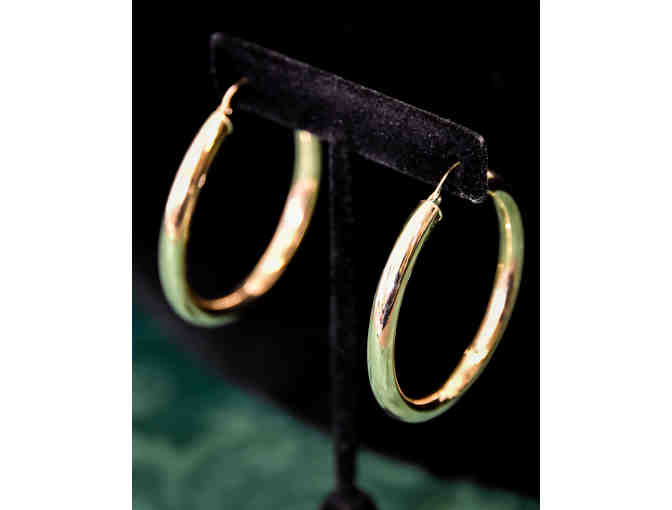 18K Gold Hoop Earrings