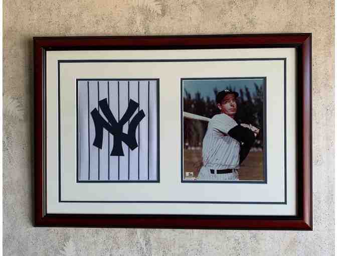 Joe Dimaggio Autographed Picture and Jersey