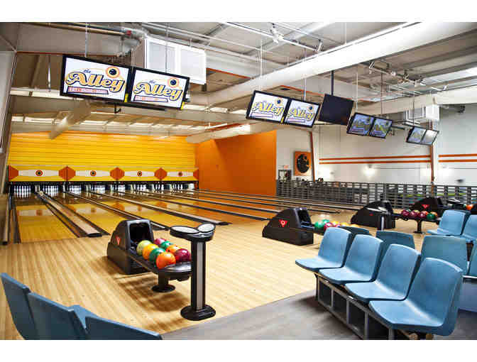 Bowling Party at The Alley for 24
