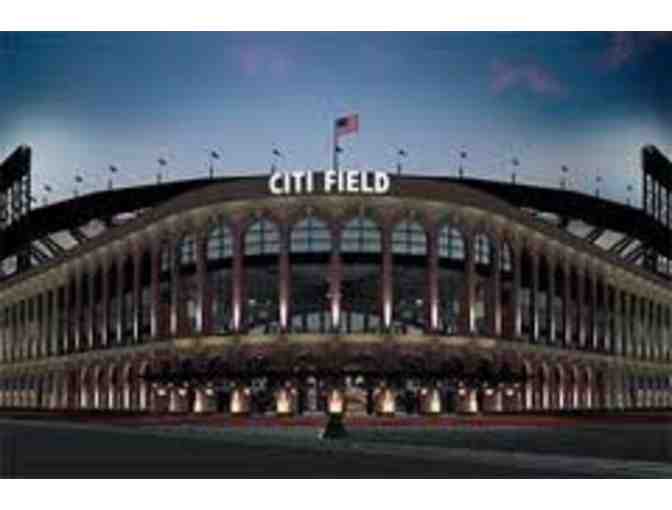 New York METS V. PADRES Father's Day, June 15!! - Two FIELD LEVEL tickets