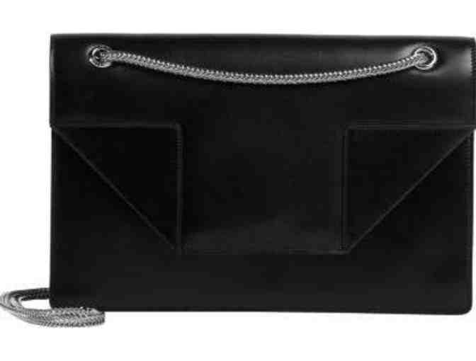 Yves Saint Laurent - Betty Classic Medium bag in Black Leather Yves Saint Laurent