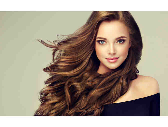 Package of 4 blow outs and one with scalp massage at PrimpNYC