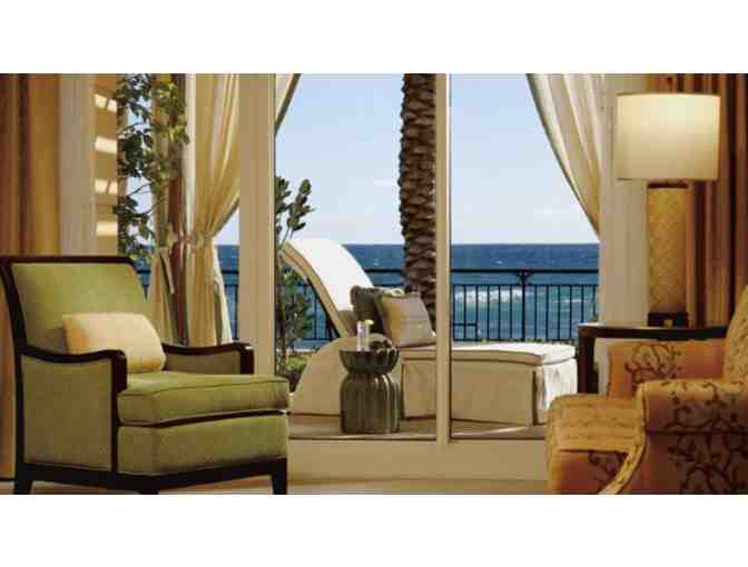 Luxury 5 Diamond Hotel Stay in New York or Palm Beach plus Exclusive Family Portrait