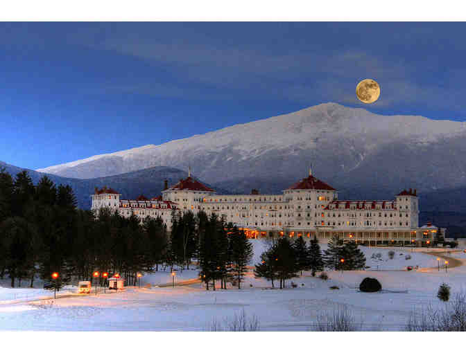 Overnight stay & dinner at the grand Mount Washington Hotel