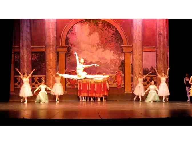 'The Nutcracker' for four with Snacks