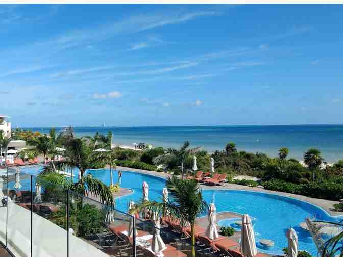 The Grand Moon Palace All Inclusive Resort in Cancun (2 rooms for 4nts for 6)