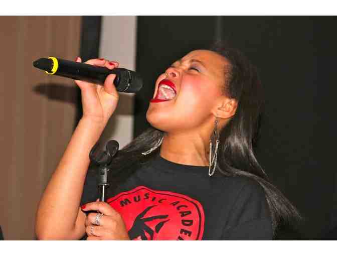 Lunchtime performance by Stax Music Academy students