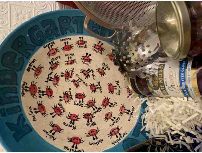 Kindergarten Crab Pasta Bowl/Basket