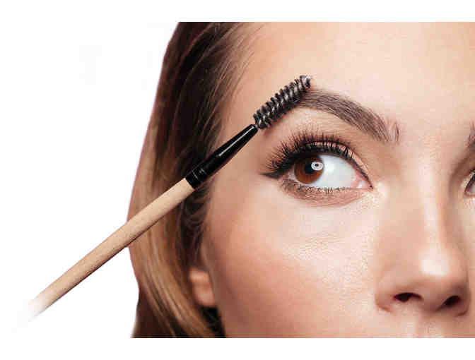 Aqua Mani Pedi & 3-pack of Brow Sculpting